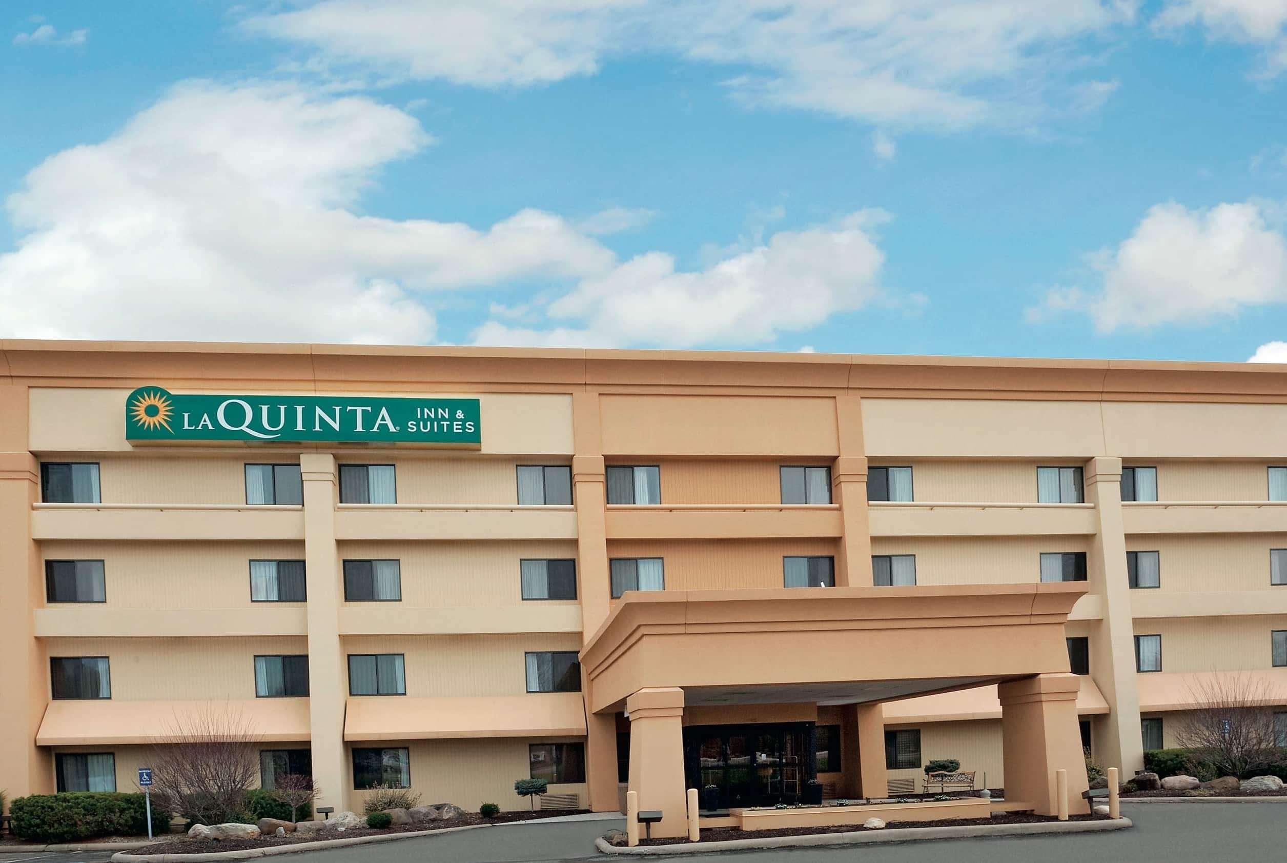 La Quinta By Wyndham Mansfield Oh Hotel Exterior foto